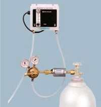 CO2 feeder, carbon dioxide pool, pool CO2, pool pH control, lower pH in pool