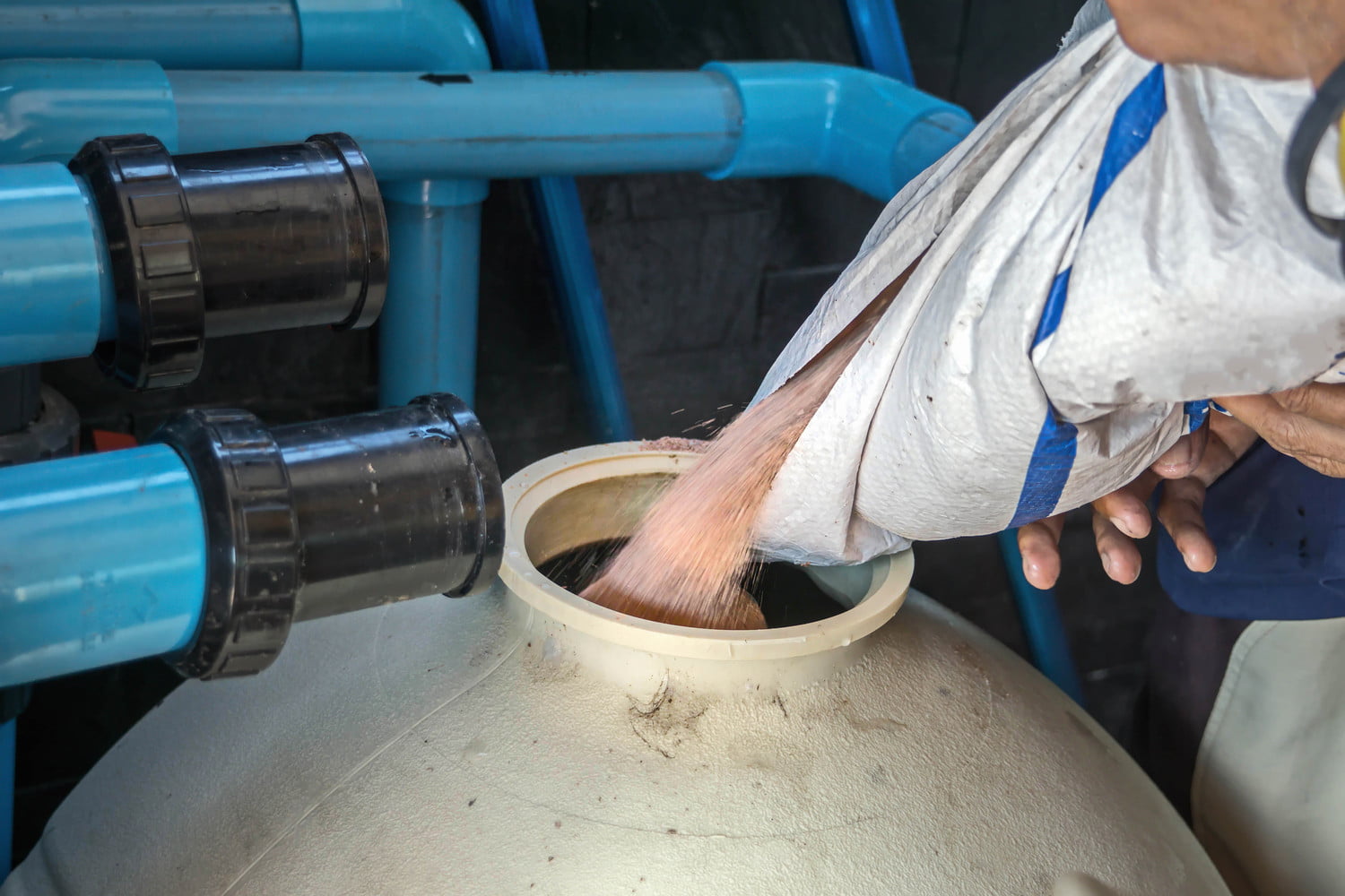 Replacing sand in pool filters vs. Refurbishing sand with the Orenda